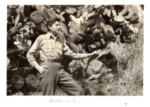 misch-in-mexico-with-cactus